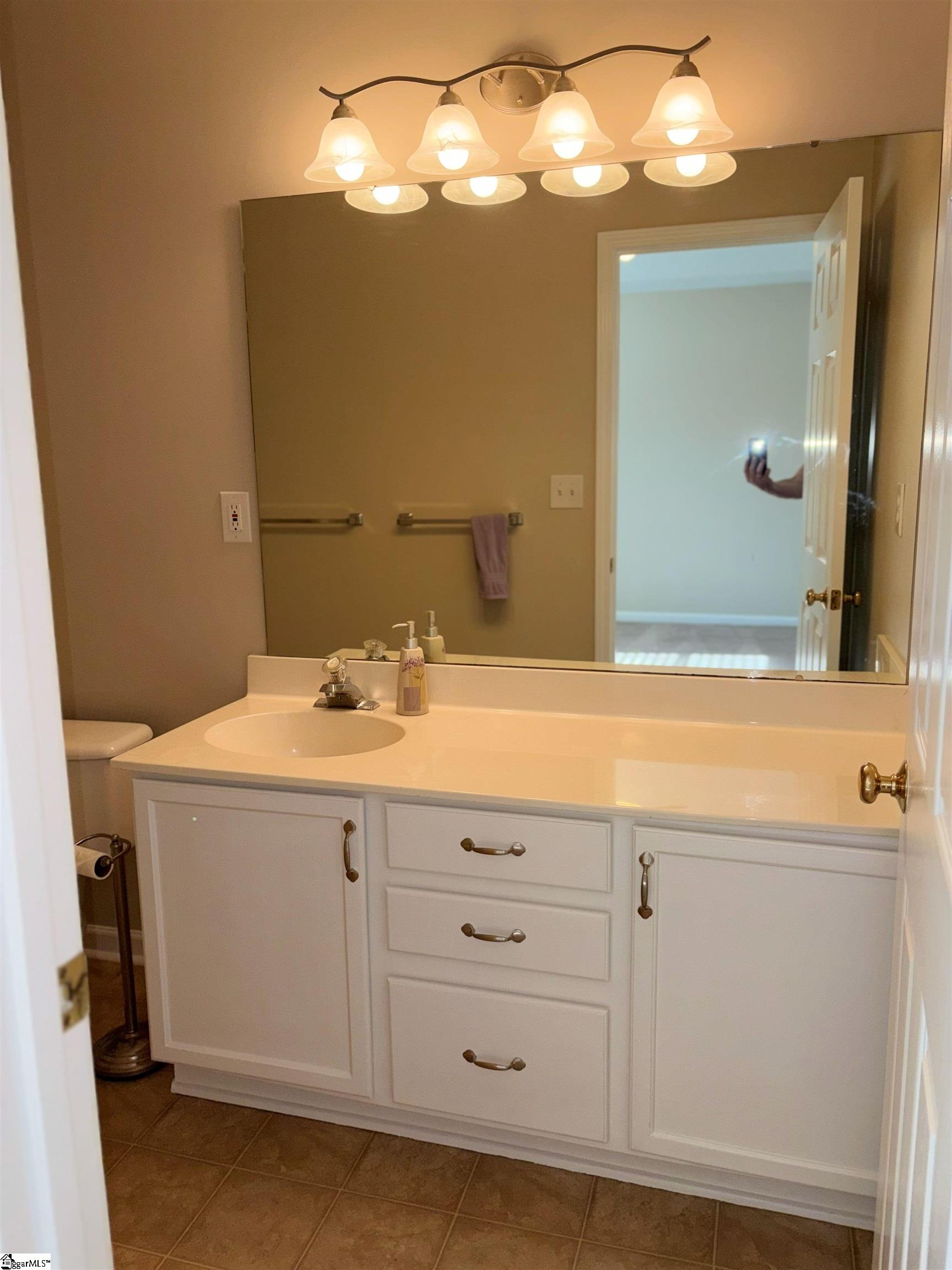 403 Riverside Towne Circle Greer, SC 29650 - Photo 7 of 16 Gallery Image 7