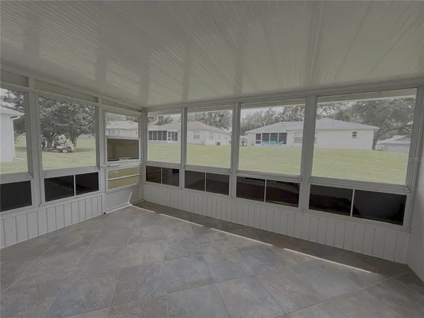 a view of a garage
