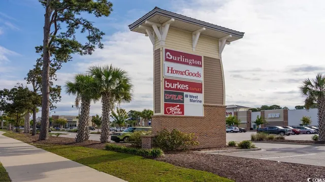 $284,095 | 284 Long Beard Way, Loris, SC 29569