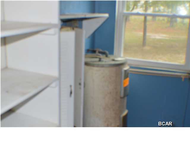 852 Hutchinson Road Chipley, FL 32428 - Photo 10 of 21 Gallery Image 10