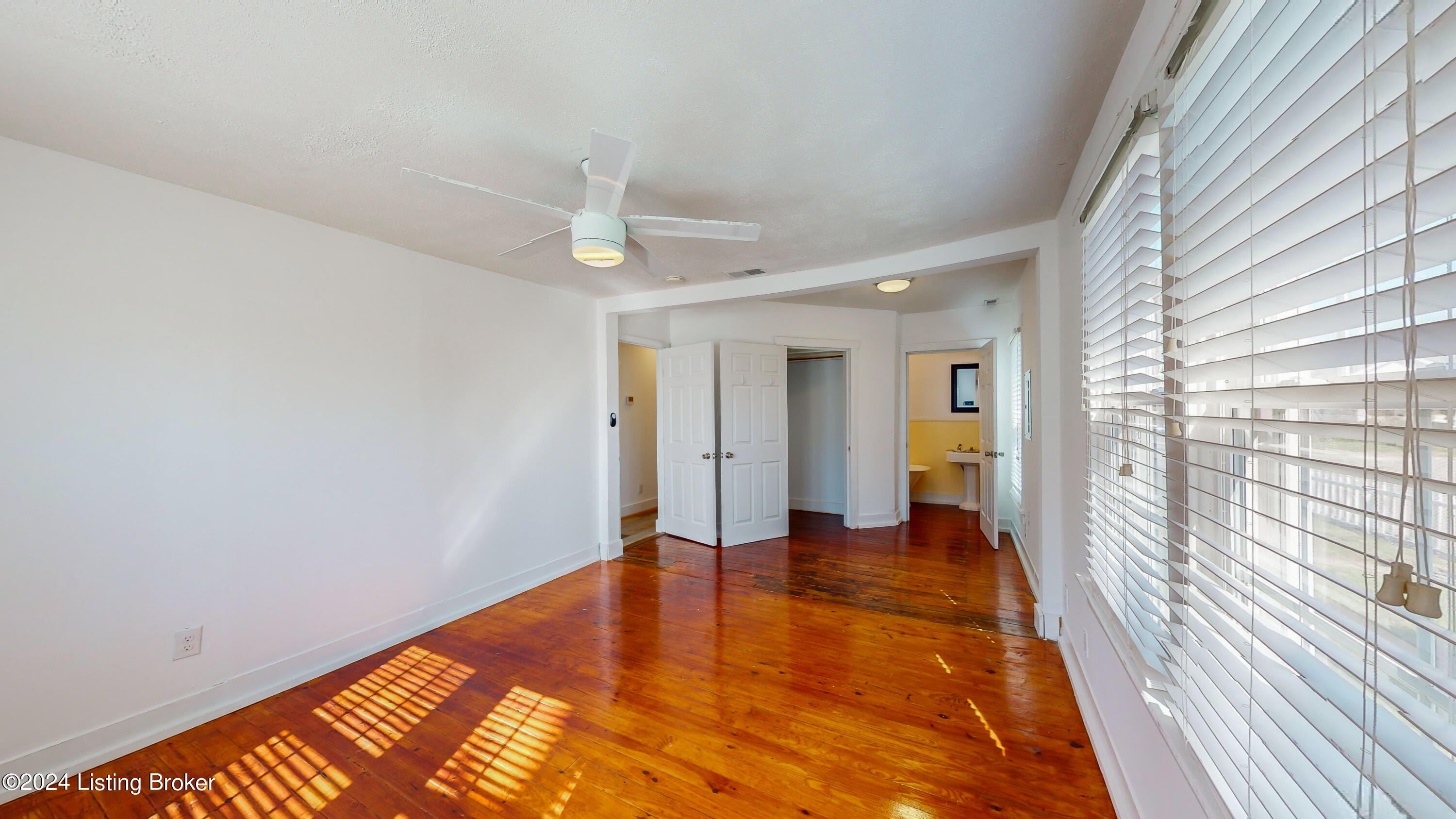 1138 Rammers Avenue Louisville, KY 40204 - Photo 21 of 43 1138-Rammers-Ave_021