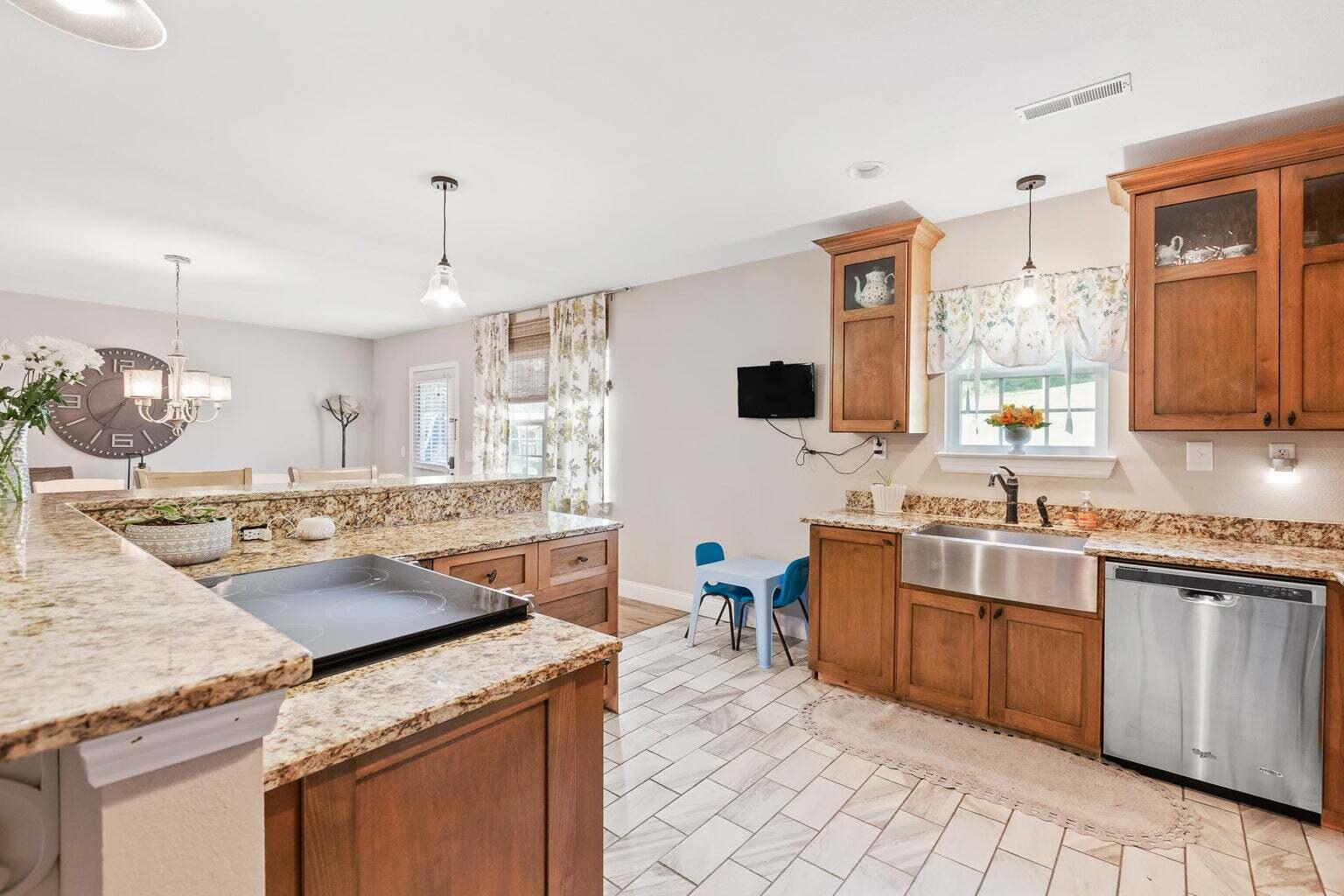 1154 Ridgeway Drive Trion, GA 30753 - Photo 17 of 21 20190509205859063219000000-o