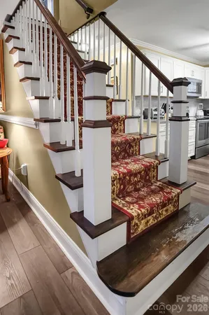 a view of entryway and hall