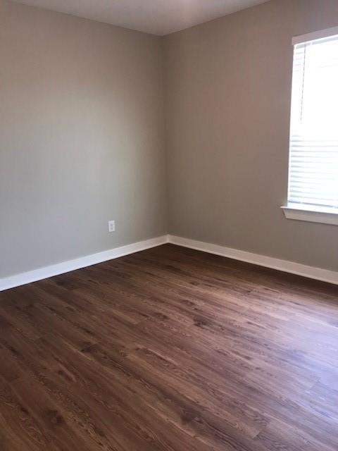 3542 Apple Valley Way Dallas, TX 75227 - Photo 17 of 28