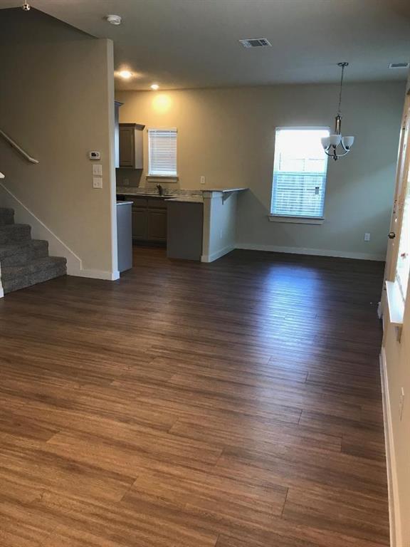 3542 Apple Valley Way Dallas, TX 75227 - Photo 3 of 28