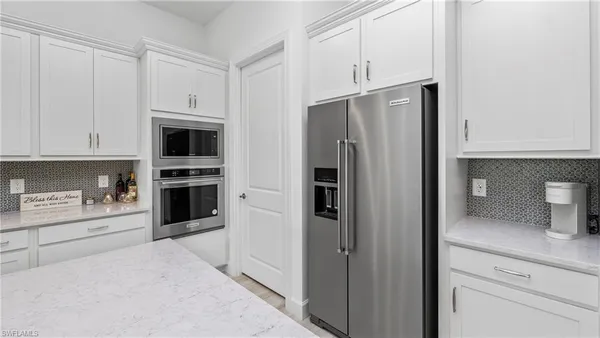 $3,900 | 1905 Fresno Avenue, Naples, FL 34120