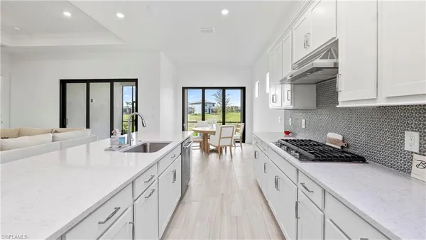 $3,900 | 1905 Fresno Avenue, Naples, FL 34120