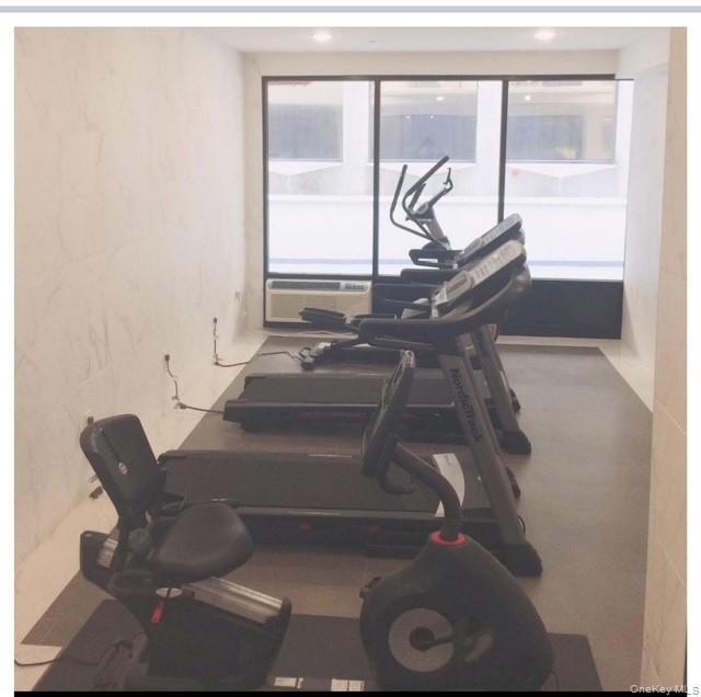 5 Grace Avenue, Unit 2J Great Neck, NY 11021 - Photo 13 of 15 a view of entryway