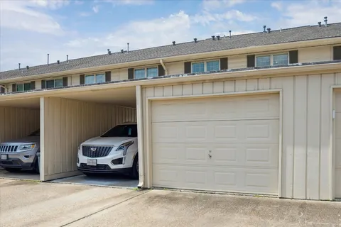 a car parked in front of a building