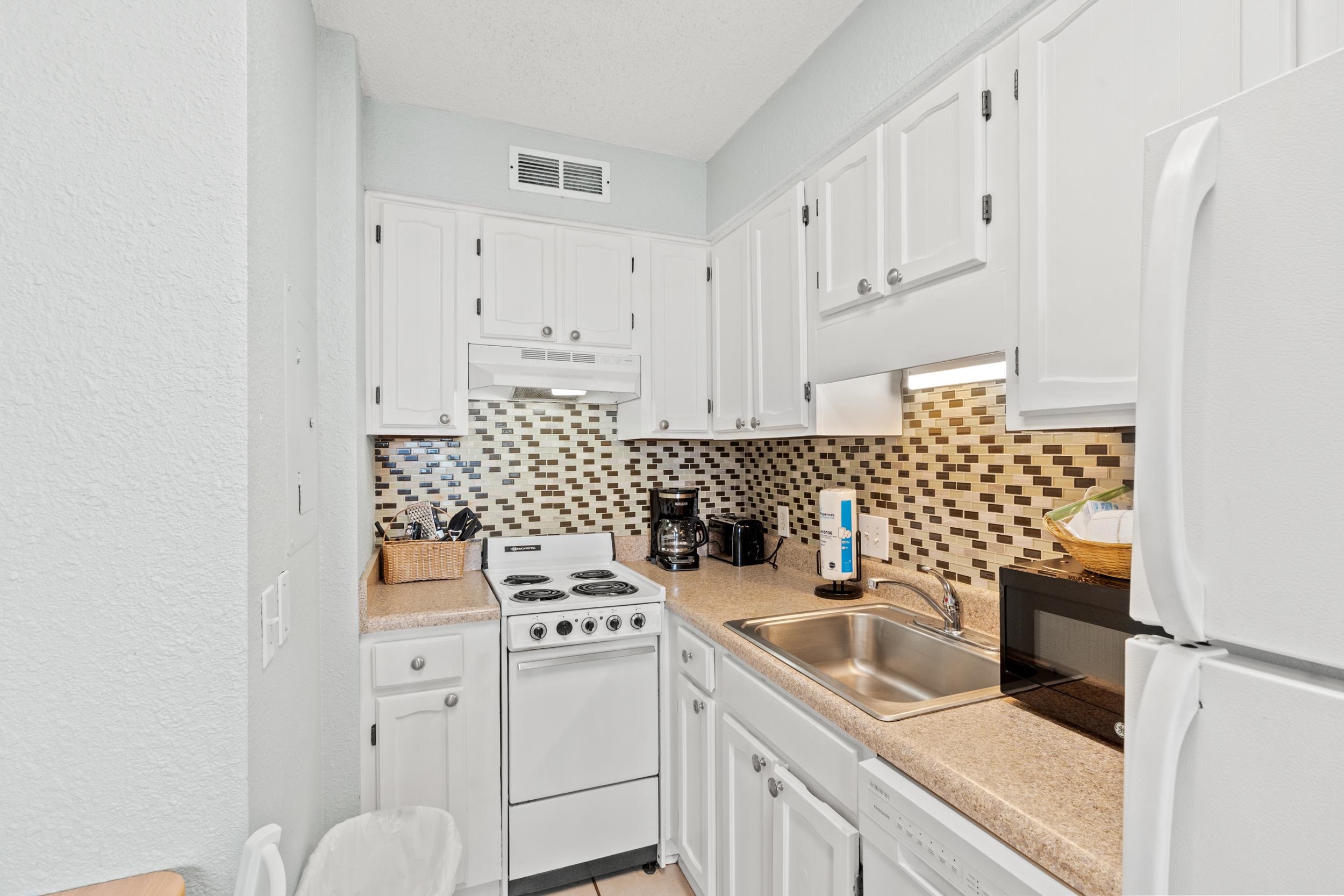 215 Atlantic Avenue, Unit 304 Murrells Inlet, SC 29576 - Photo 33 of 37