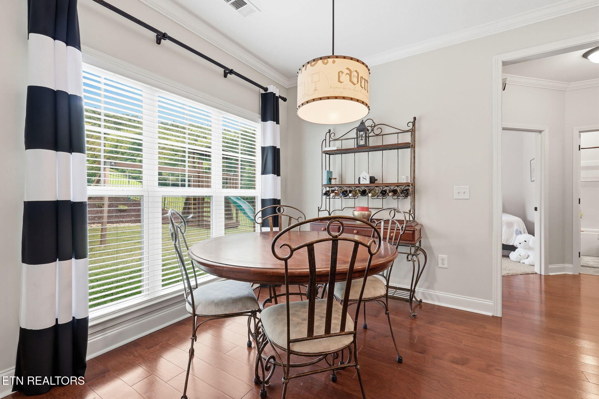 4324 Meredith Road Knoxville, TN 37921 - Photo 14 of 60 21-web-or-mls-3F1A8075