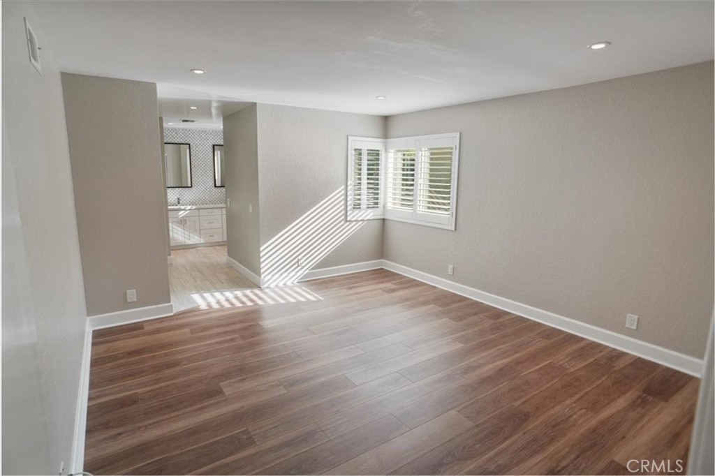 23118 Tupelo Ridge Drive Valencia, CA 91354 - Photo 12 of 14