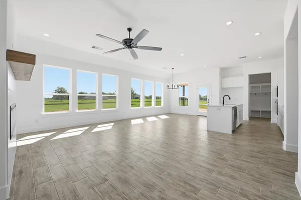 $446,313 | 112 Cattleman Drive, Poolville, TX 76487
