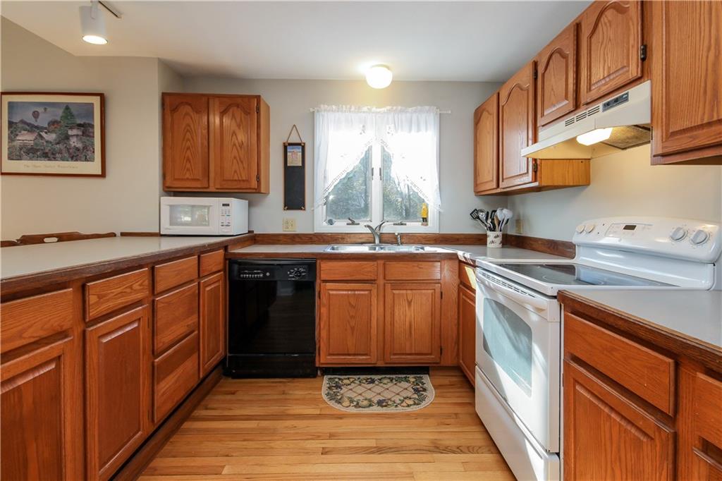 7 Brahms Road Westerly, RI 02891 - Photo 12 of 33 Gallery Image 12