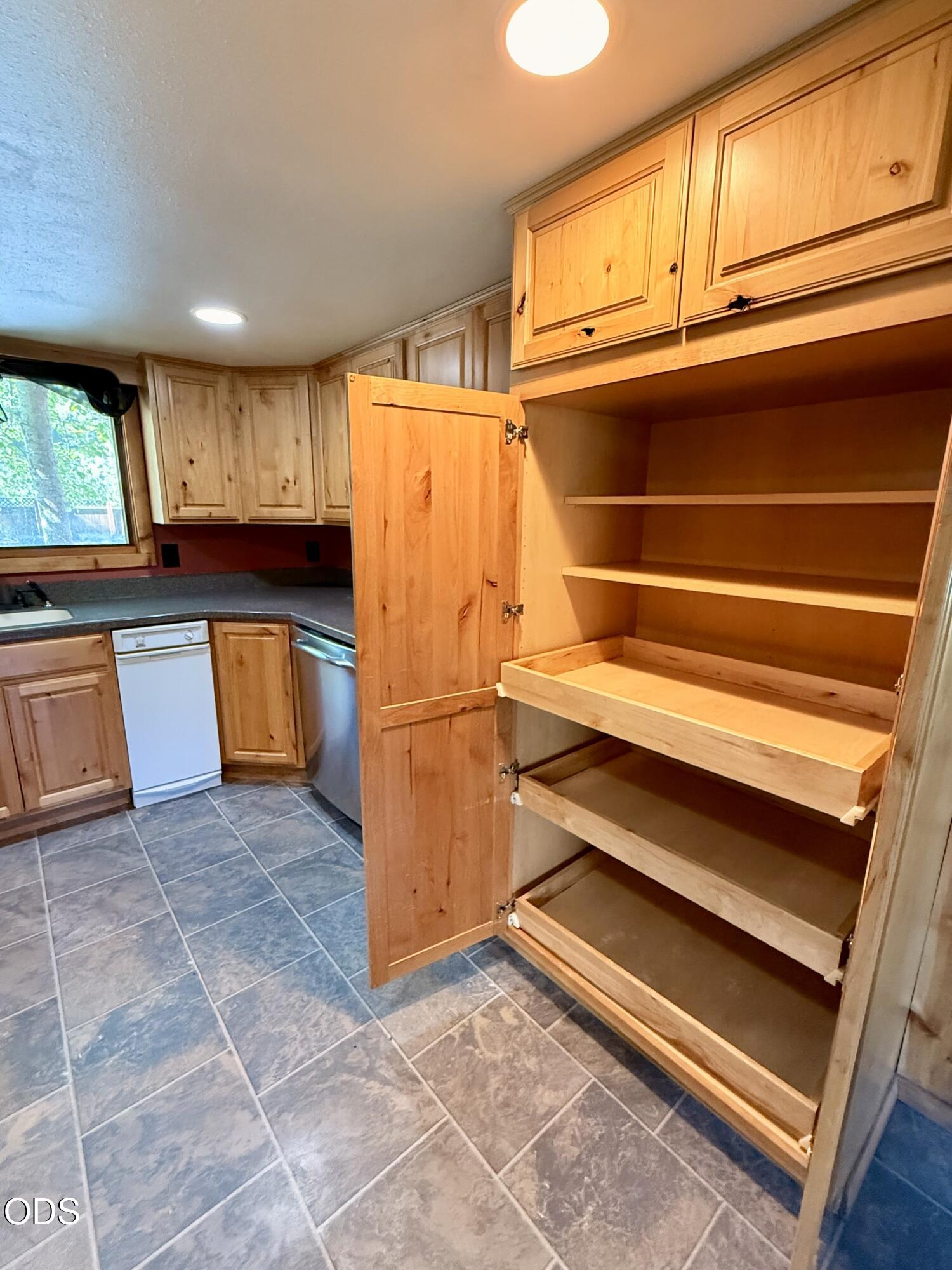 16025 Strawn Road La Pine, OR 97739 - Photo 25 of 95