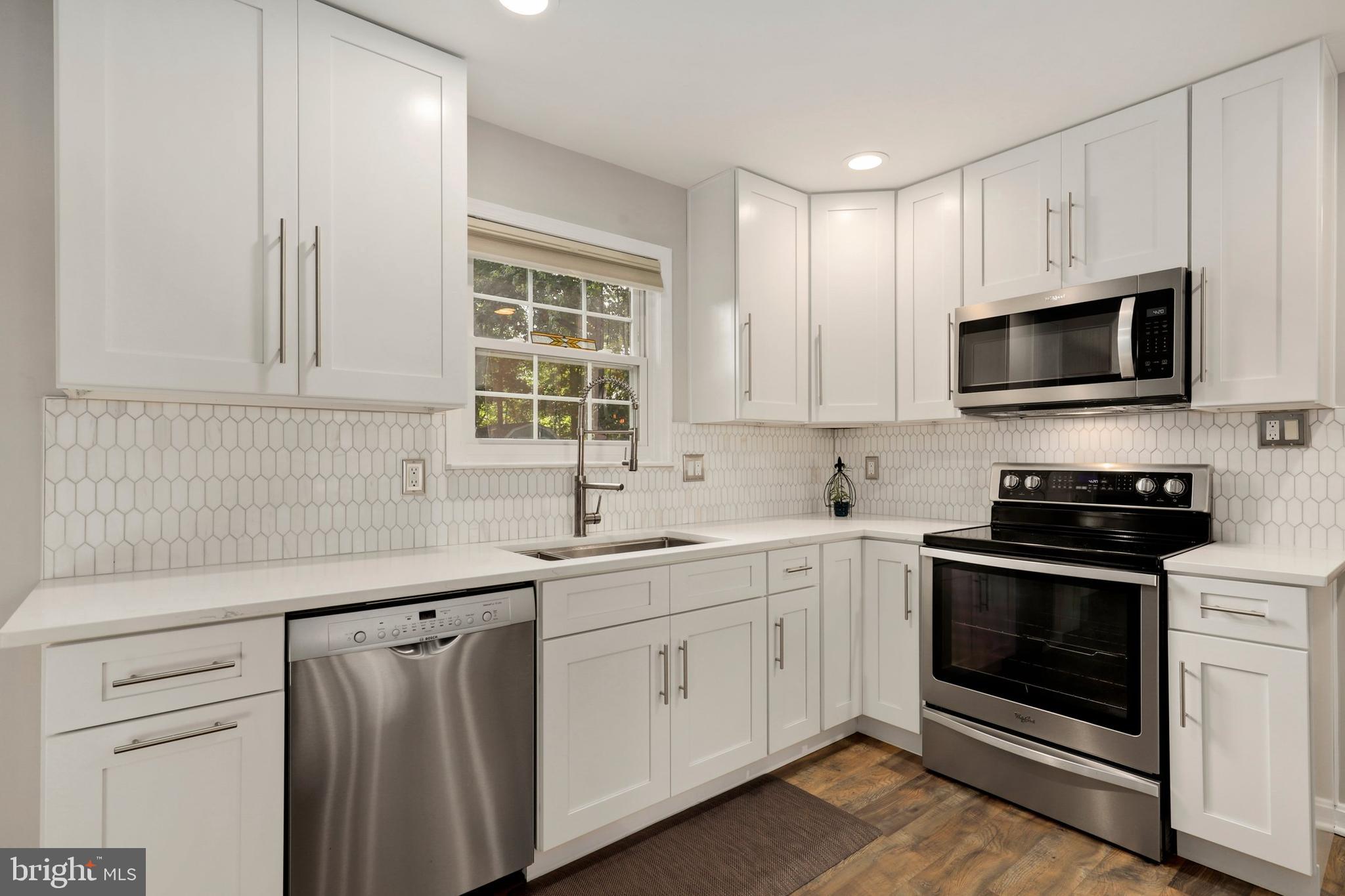 15219 Elk Run Road Chantilly, VA 20151 - Photo 17 of 55