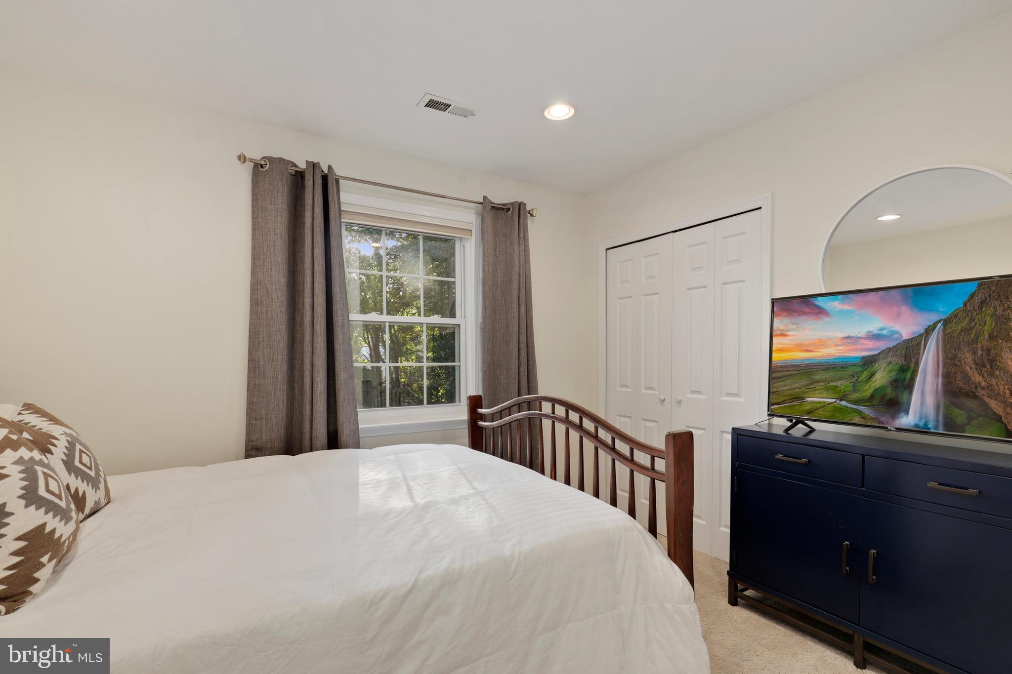 15219 Elk Run Road Chantilly, VA 20151 - Photo 35 of 55