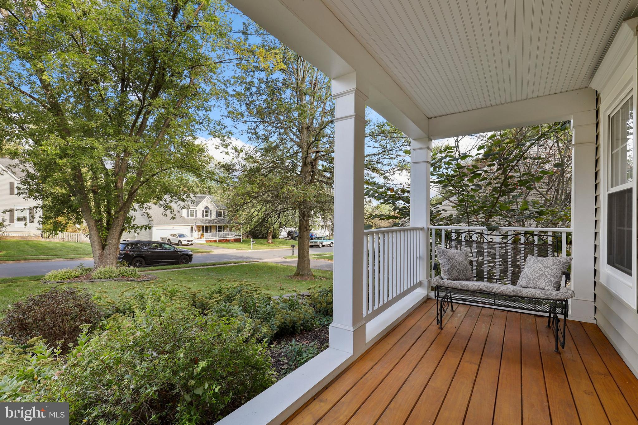 15219 Elk Run Road Chantilly, VA 20151 - Photo 7 of 55