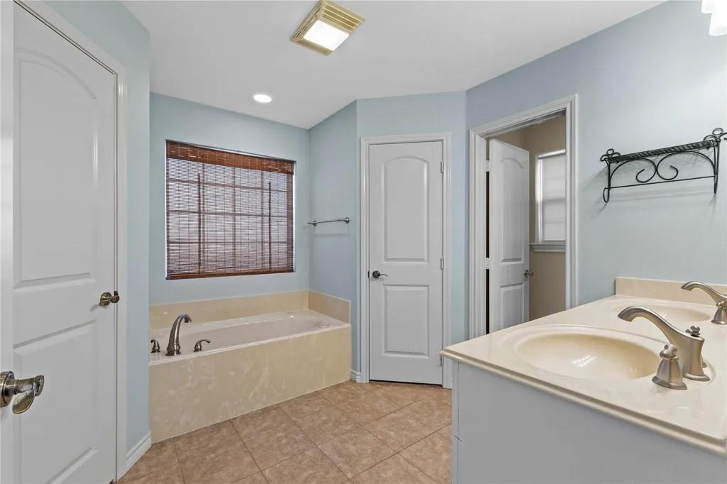 407 Austin Acre Road Sulphur Springs, TX 75482 - Photo 12 of 20