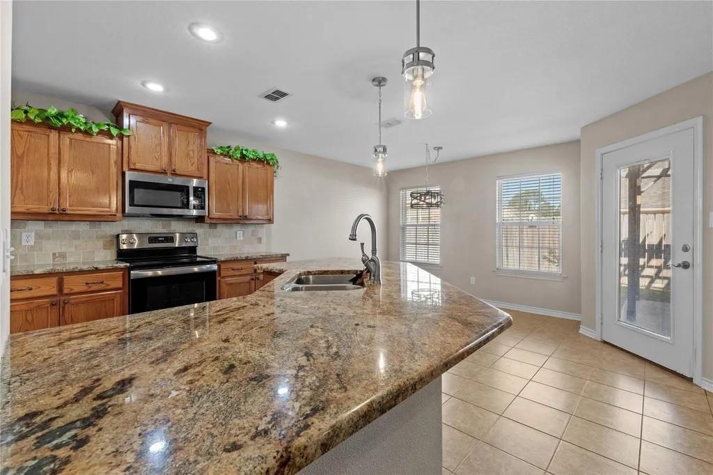 407 Austin Acre Road Sulphur Springs, TX 75482 - Photo 6 of 20