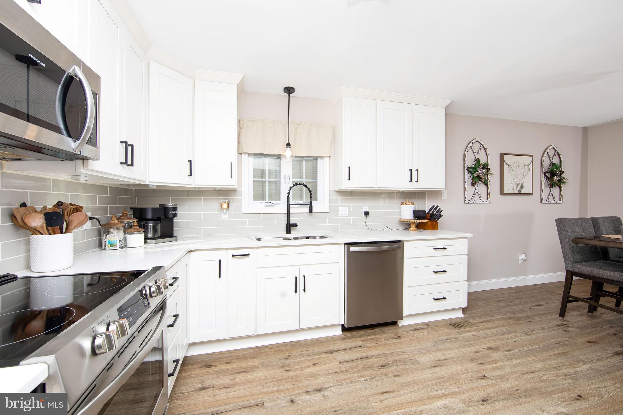 213 Aspen Road Williamstown, NJ 08094 - Photo 13 of 48 Kitchen