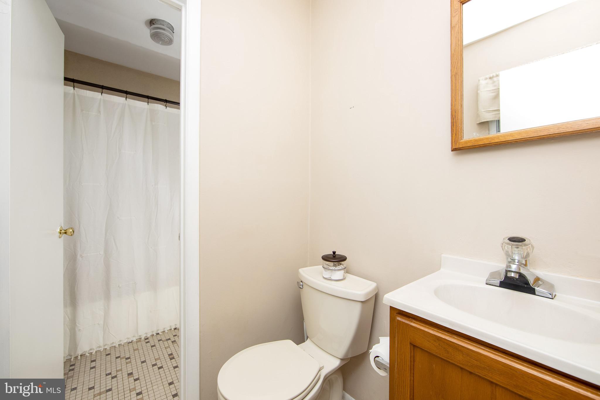 213 Aspen Road Williamstown, NJ 08094 - Photo 18 of 48 Primary Bathroom