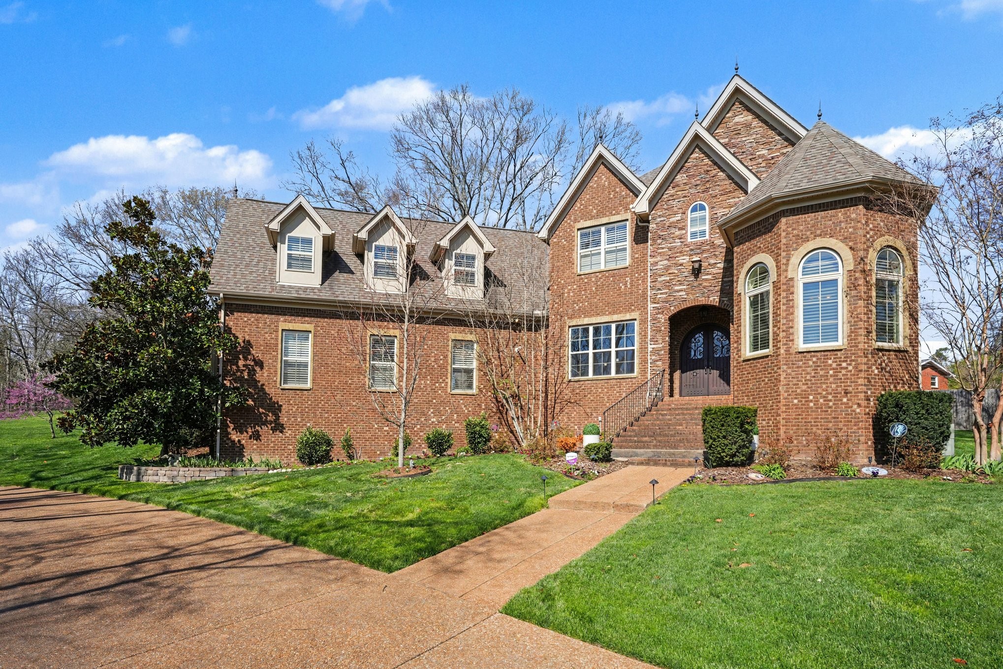 5094 Moss Road Nashville, TN 37221 - Photo 2 of 29