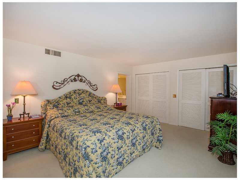 1155 Reef Road, Unit A5 Vero Beach, FL 32963 - Photo 8 of 21 Gallery Image 8