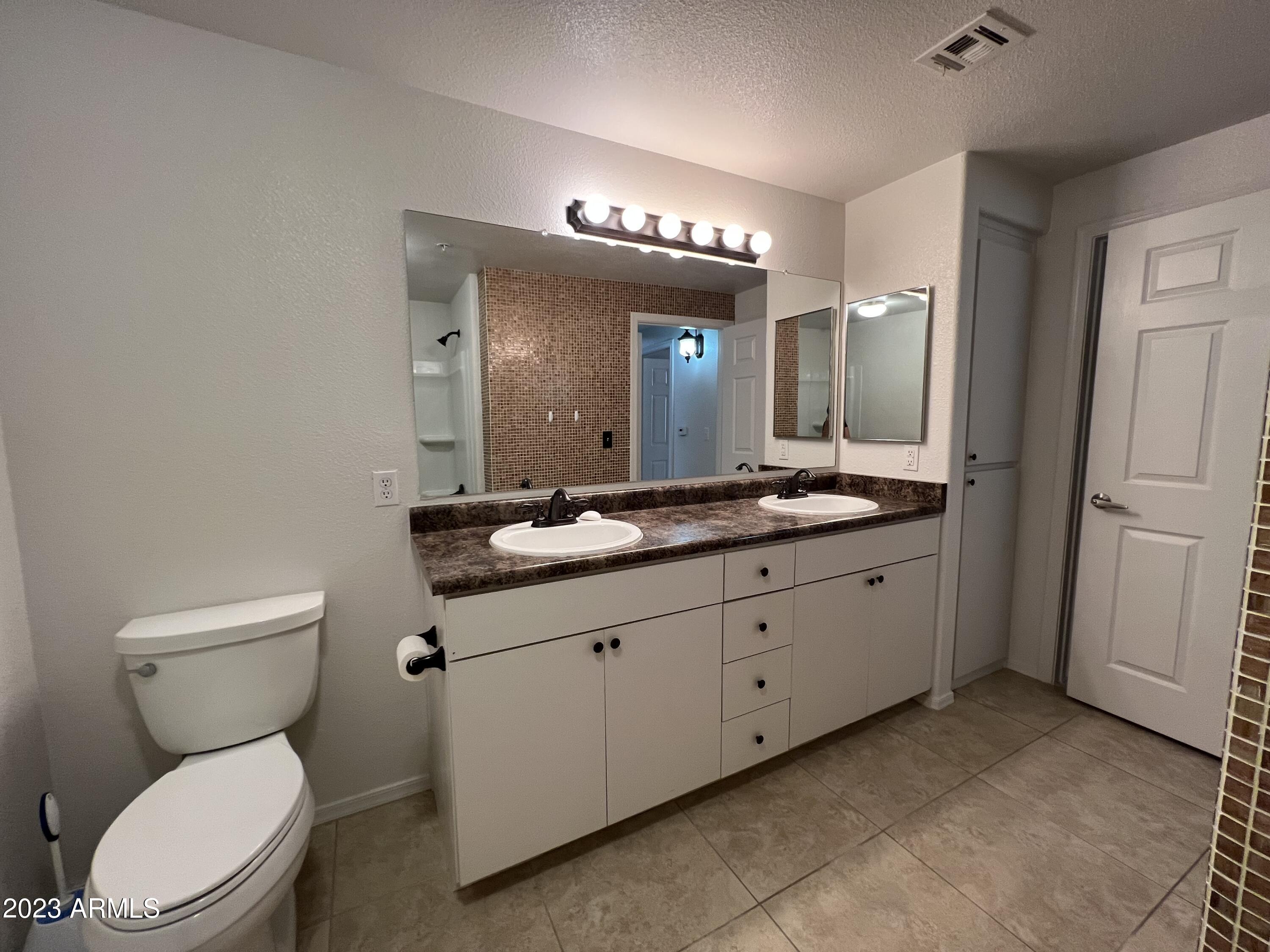 18416 North Cave Creek Road, Unit 1059 Phoenix, AZ 85032 - Photo 29 of 45 Well Maintained Condo