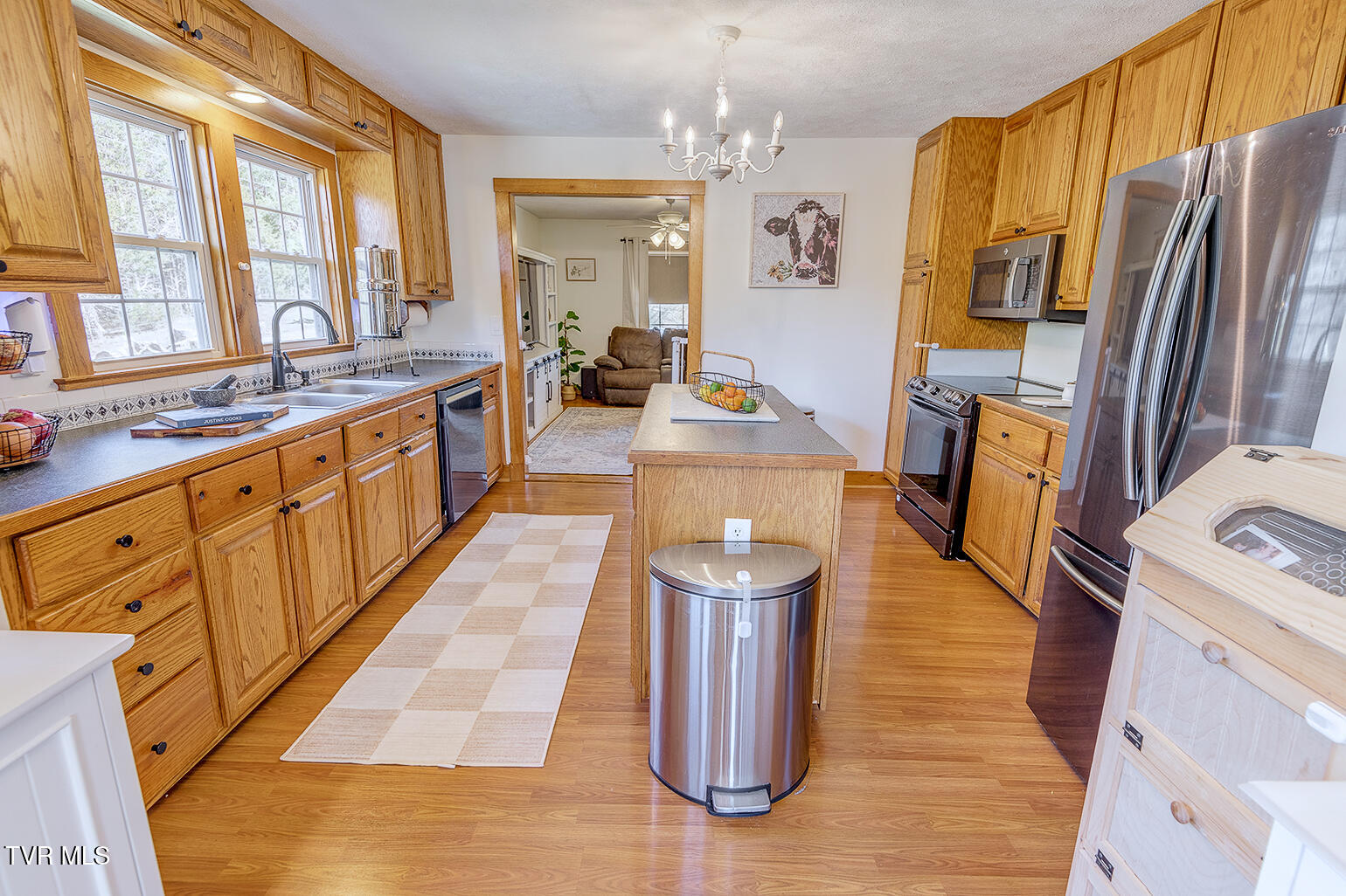 1369 Bright Hope Road Greeneville, TN 37743 - Photo 15 of 61 D_Neas-Interior-6535