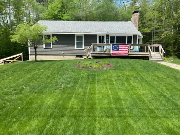$629,900 | 35 King Arthur Lane, Bristol, NH 03222