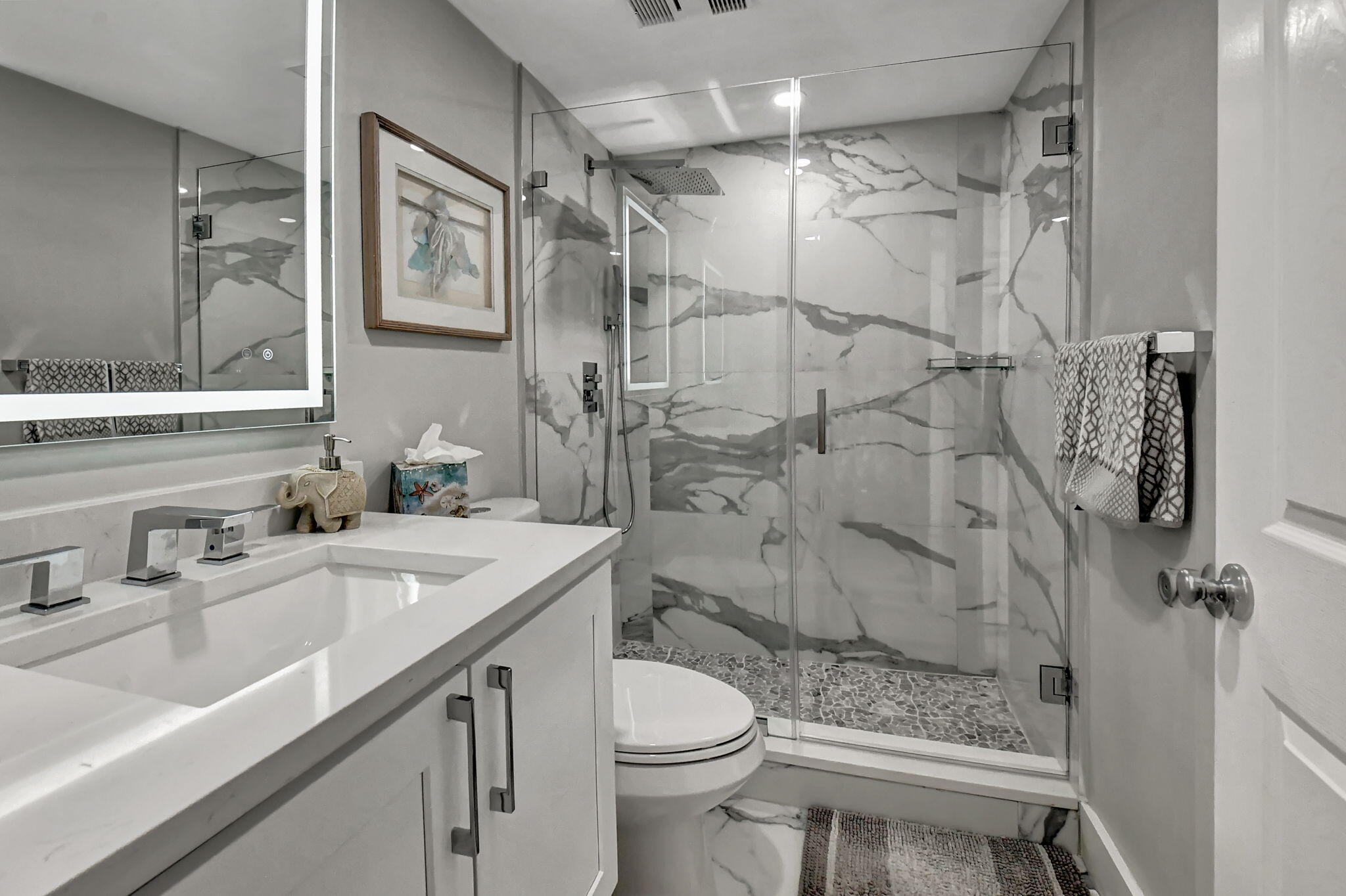 7217 Promenade Drive, Unit 502 Boca Raton, FL 33433 - Photo 27 of 46 2nd bath