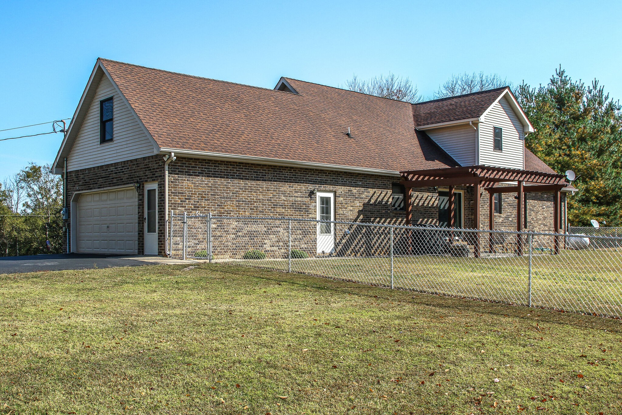 9513 Link Road Christiana, TN 37037 - Photo 31 of 34 a view of pool with a yard