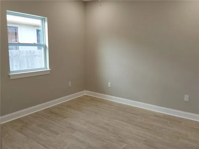 $2,000 | 411 East Prosper Street, Chalmette, LA 70043