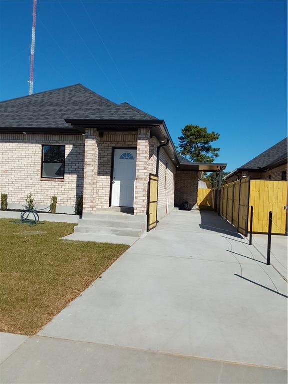 411 East Prosper Street Chalmette, LA 70043 - Photo 2 of 36