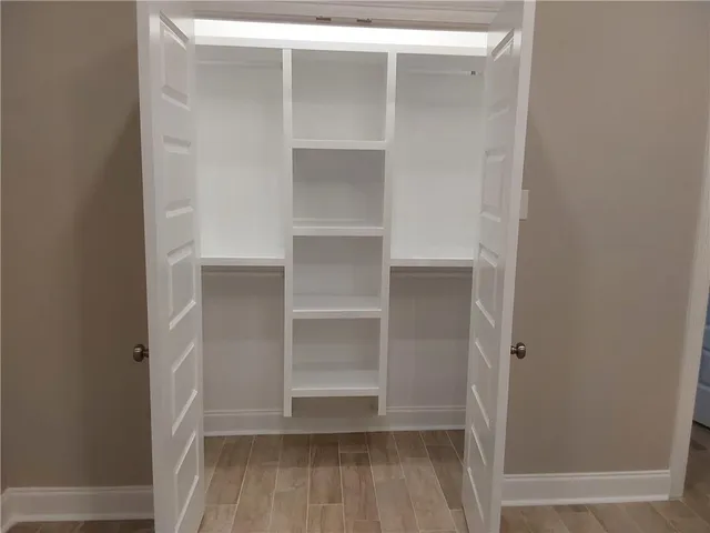 $2,000 | 411 East Prosper Street, Chalmette, LA 70043