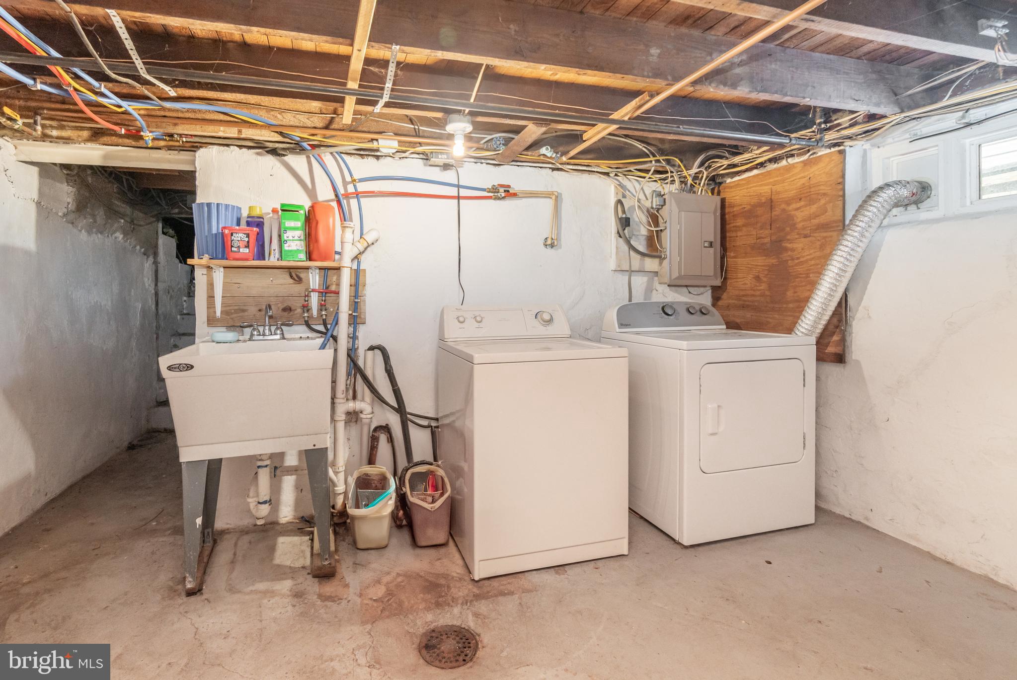 2246 Reading Avenue Reading, PA 19609 - Photo 22 of 27 a utility room with dryer and washer