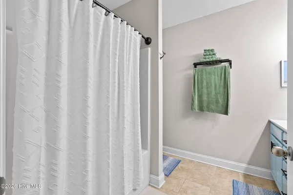 $389,000 | 100 Gateway Condos Drive, Unit 115, Surf City, NC 28445