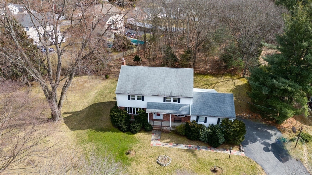 94 Johnson Road Winchester, MA 01890 - Photo 8 of 36