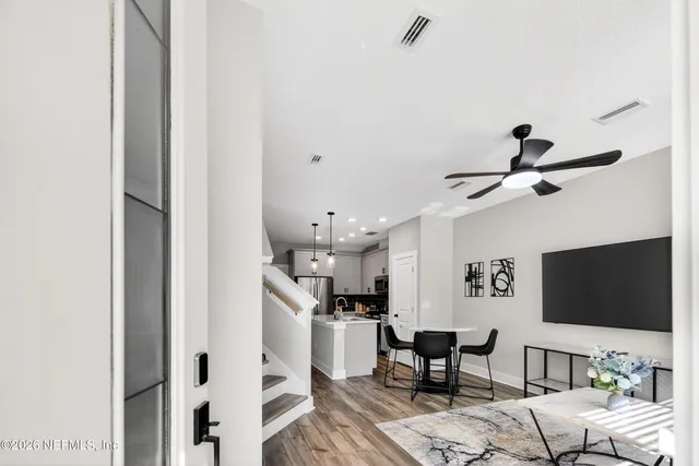 $312,900 | 11104 Motion Court, Jacksonville, FL 32256