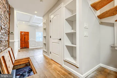 $385,000 | 736 Light Street, Baltimore, MD 21230