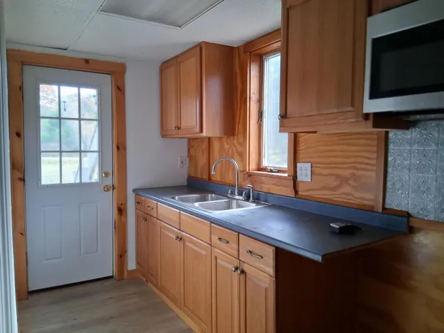 $379,000 | 17 Dickey Lane, Bowdoin, ME 04287