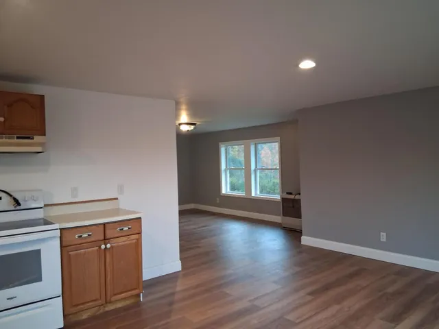 $379,000 | 17 Dickey Lane, Bowdoin, ME 04287