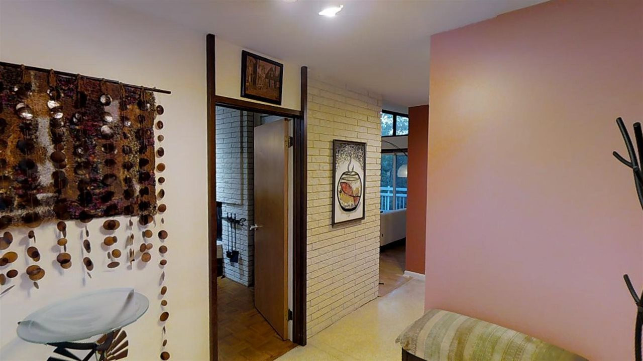 126 Chateau Road Durham, NC 27704 - Photo 3 of 25 Entry