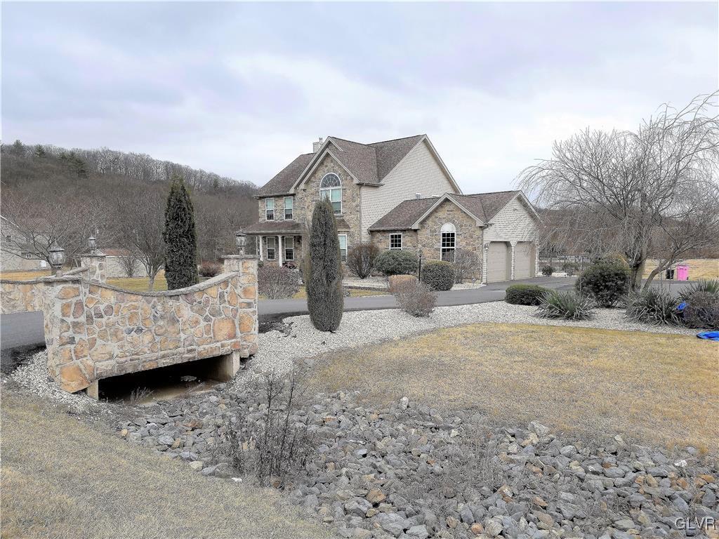 78 Labar Road Bangor, PA 18013 - Photo 3 of 38 Gallery Image 3