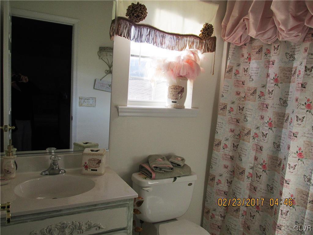 78 Labar Road Bangor, PA 18013 - Photo 34 of 38 Gallery Image 34