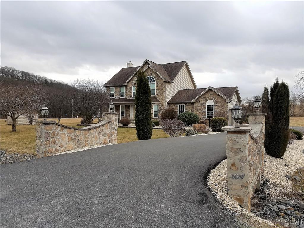 78 Labar Road Bangor, PA 18013 - Photo 4 of 38 Gallery Image 4