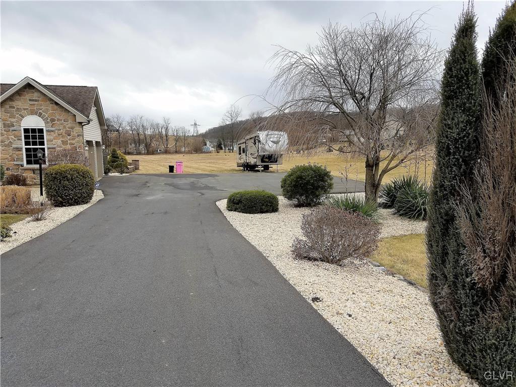 78 Labar Road Bangor, PA 18013 - Photo 5 of 38 Gallery Image 5