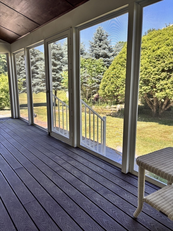 11 Fort Hill Road Easthampton, MA 01027 - Photo 22 of 32