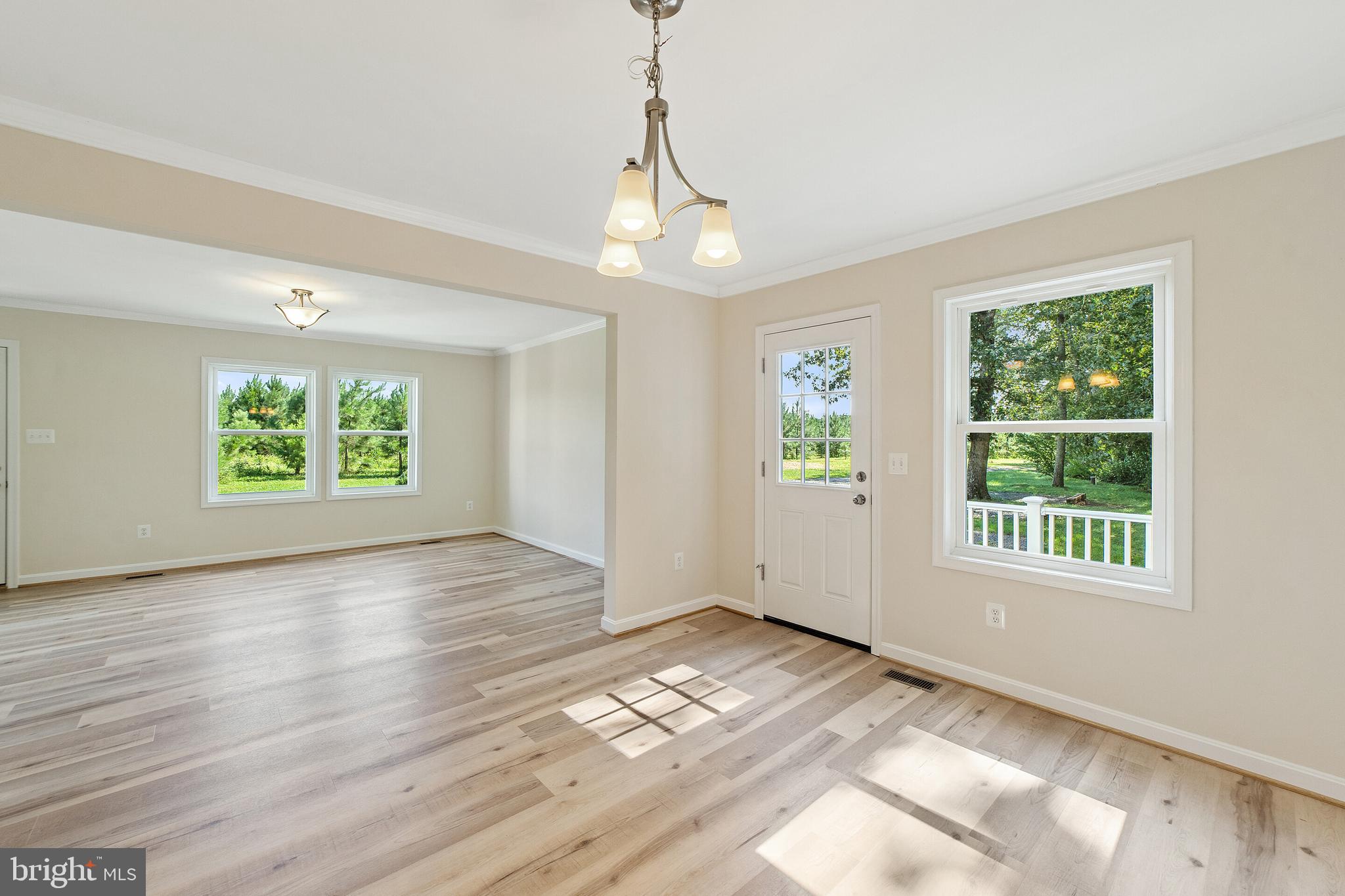4338 Catlett Road Midland, VA 22728 - Photo 13 of 41 Light-Filled Dining Room